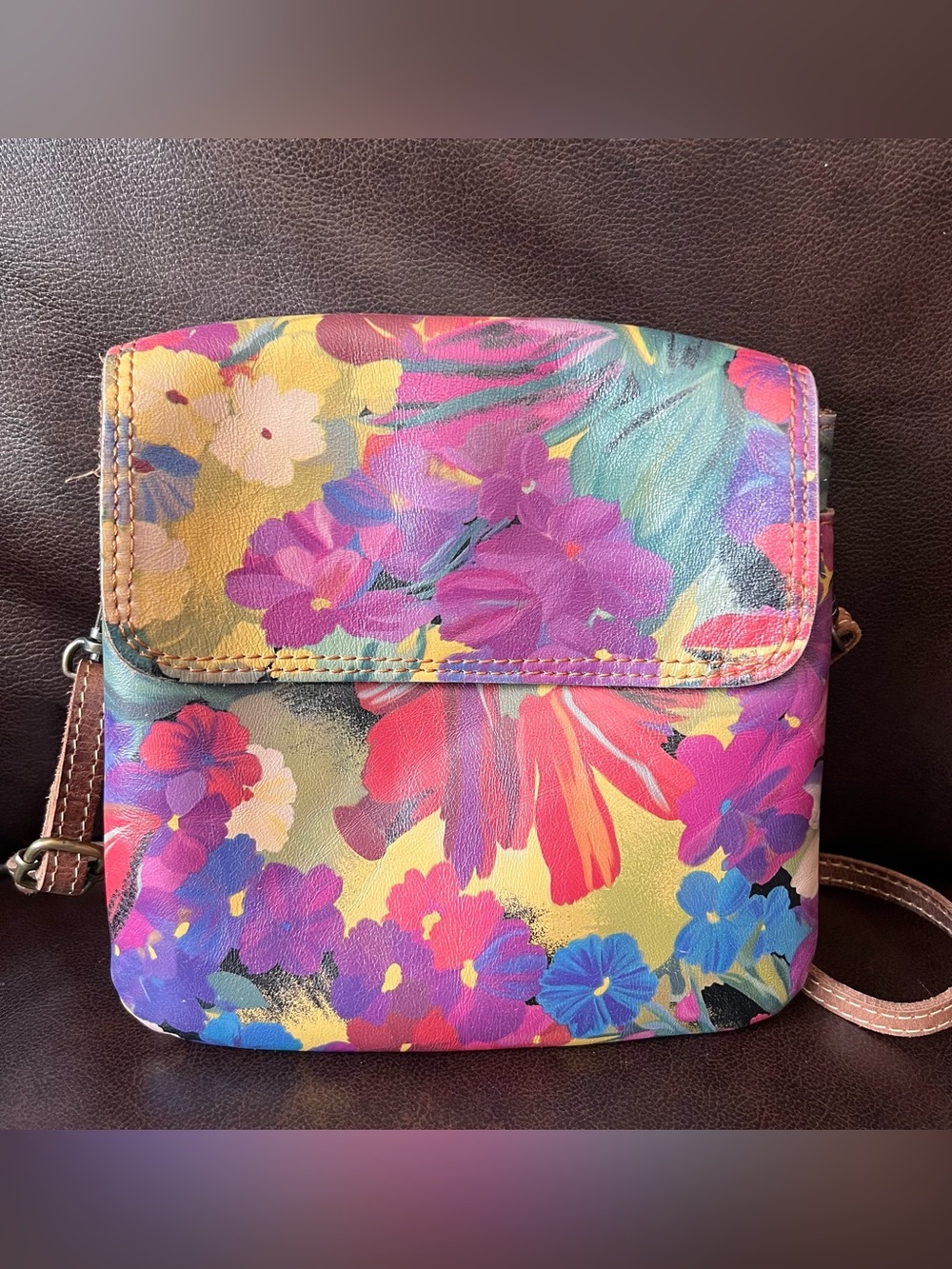 Patricia Nash Leather Crossbody Bag Tropical Floral Print Tan Lining Purse